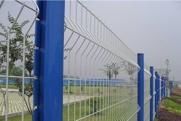 三角折邊護欄網